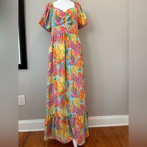 Skies Are Blue Tropical Print Maxi Dress w/Pockets 
NWOT Womens Medium